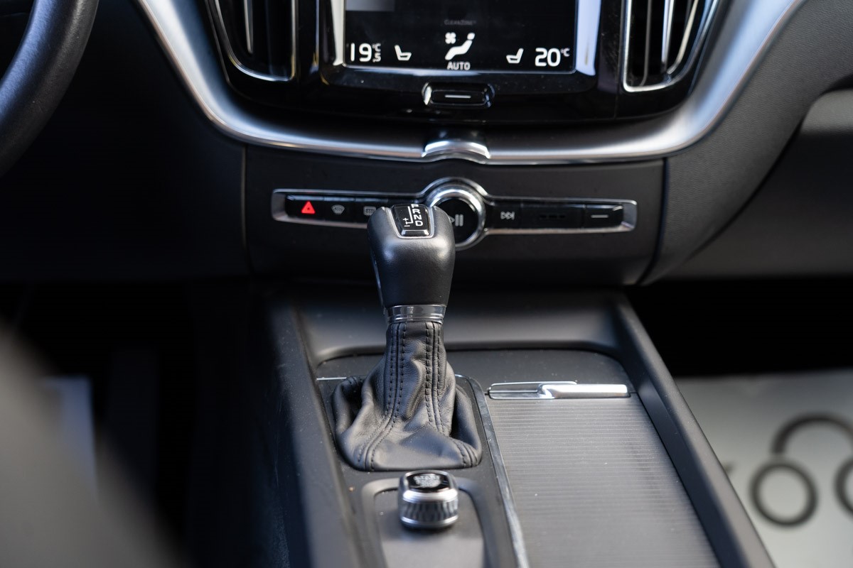 Volvo
 XC60 D4
