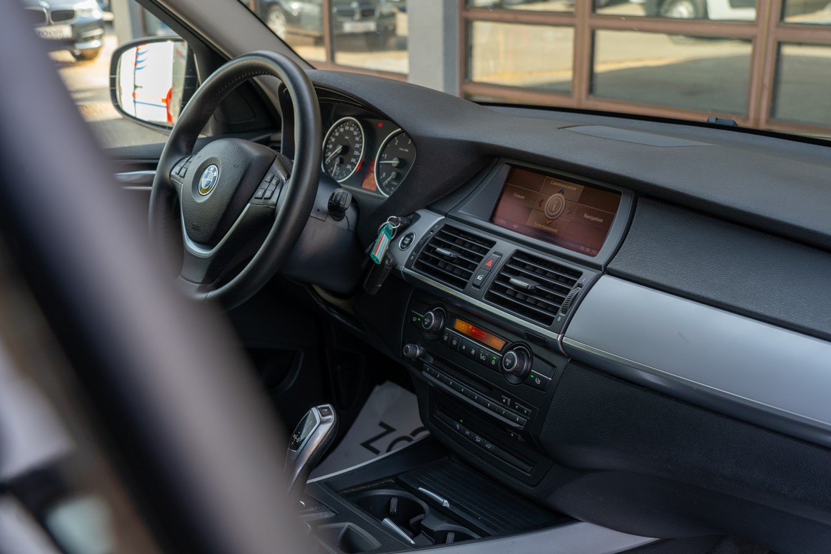 BMW
 X5
 3.0D Eletta