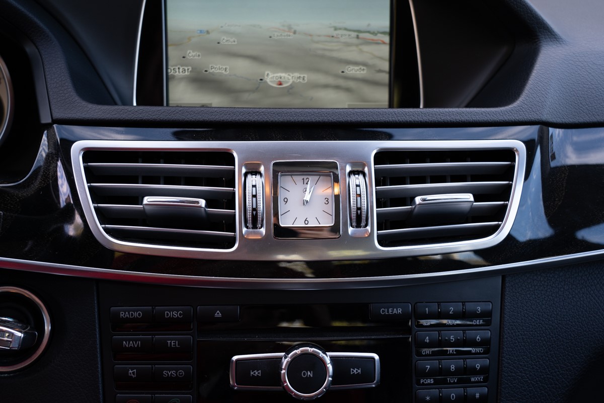 Mercedes-Benz E-Class
 E-350