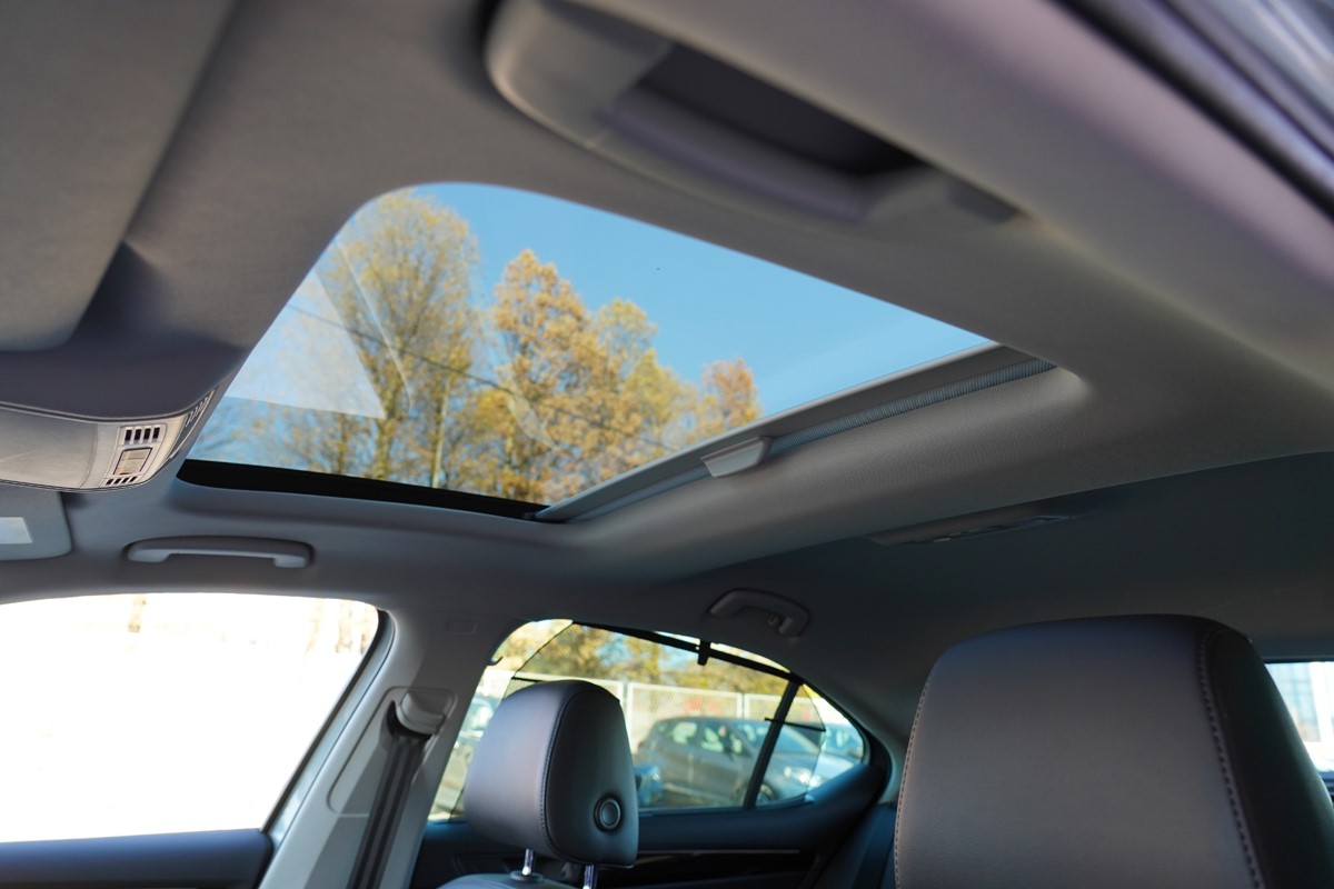Škoda SUPERB 2.0 TDi DSG7 Greentec Laurin&Klement 