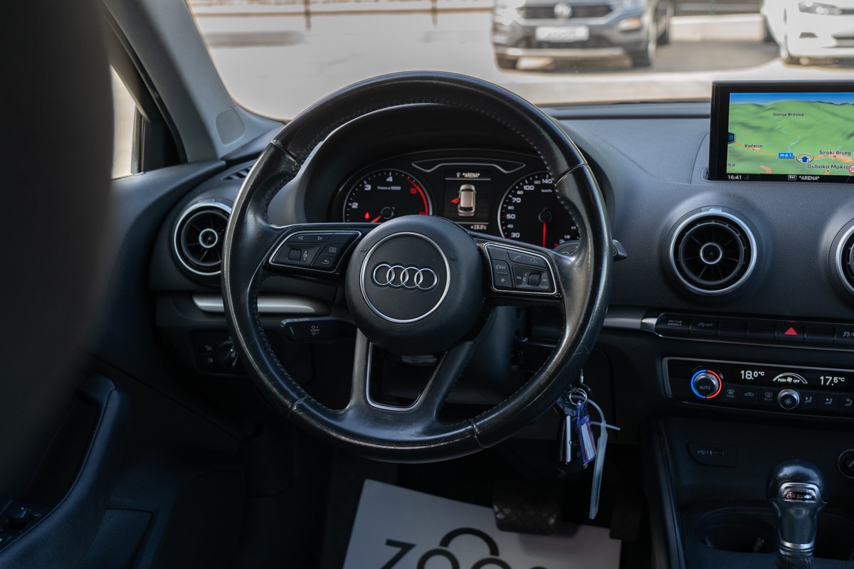 Audi A3
 1,6 TDI
