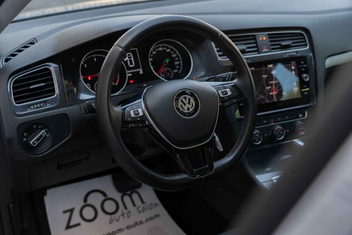 Volkswagen Golf 1,6 TDI DSG