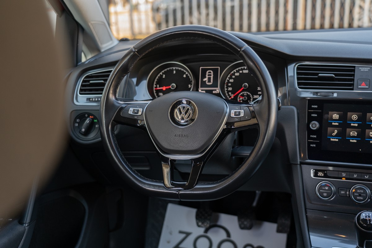 Volkswagen Golf 1,6 TDI