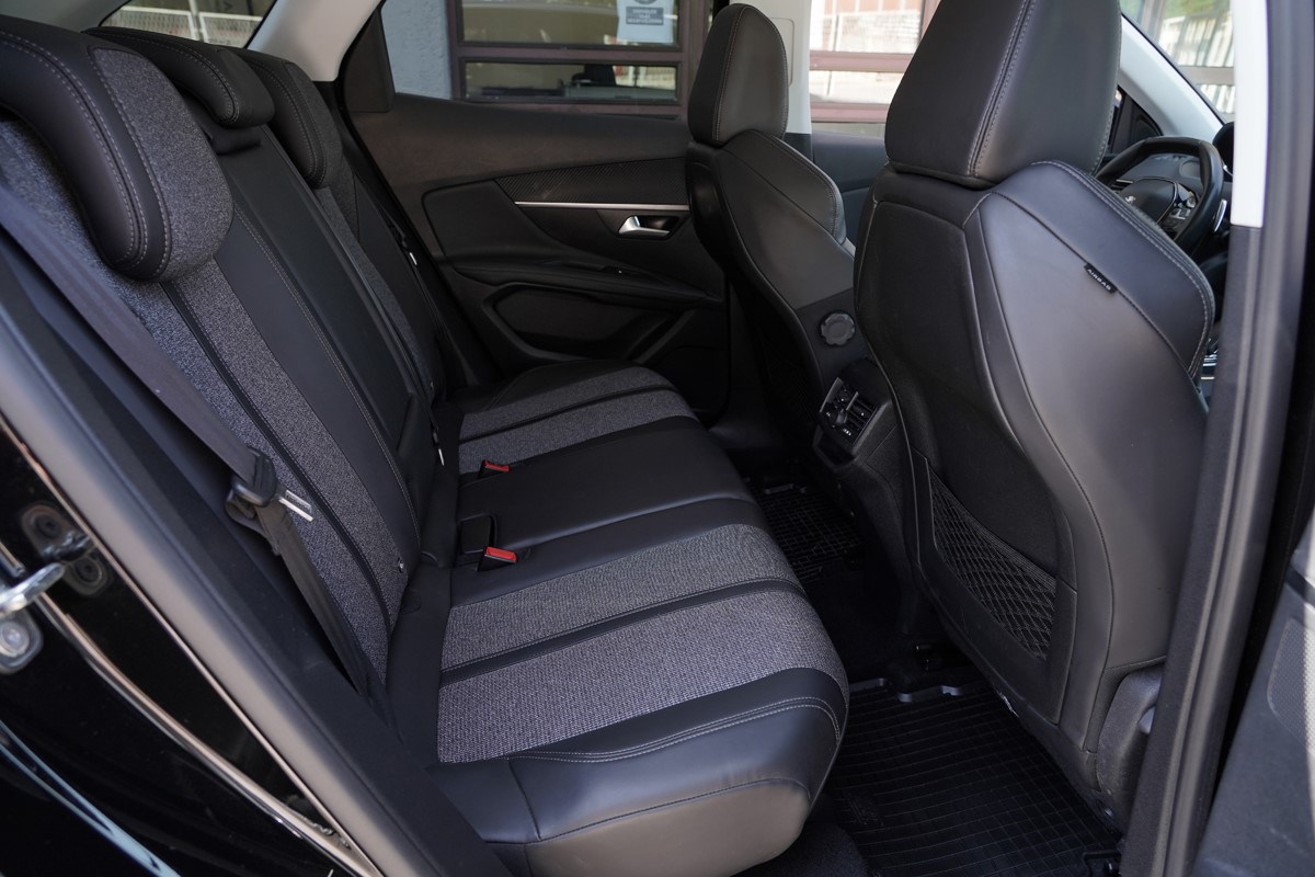 Peugeot 3008 1,5 BlueHDI ALLURE