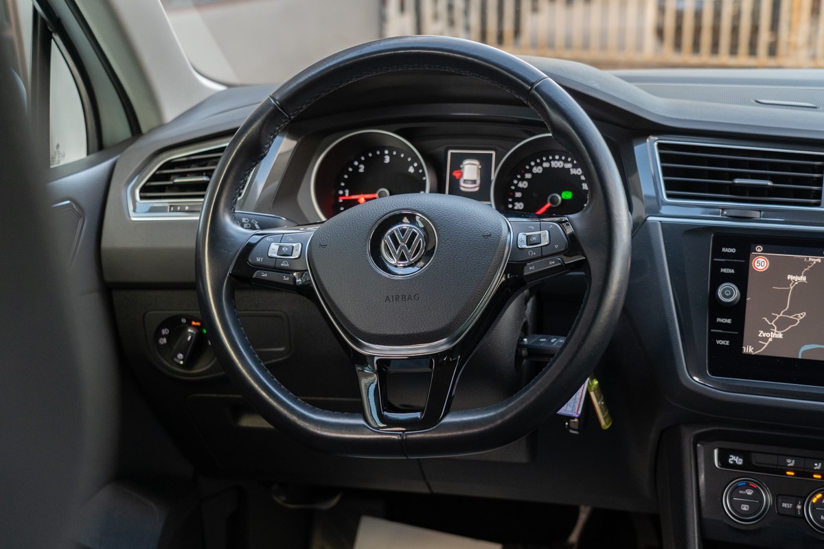 Volkswagen Tiguan
 2,0 TDI