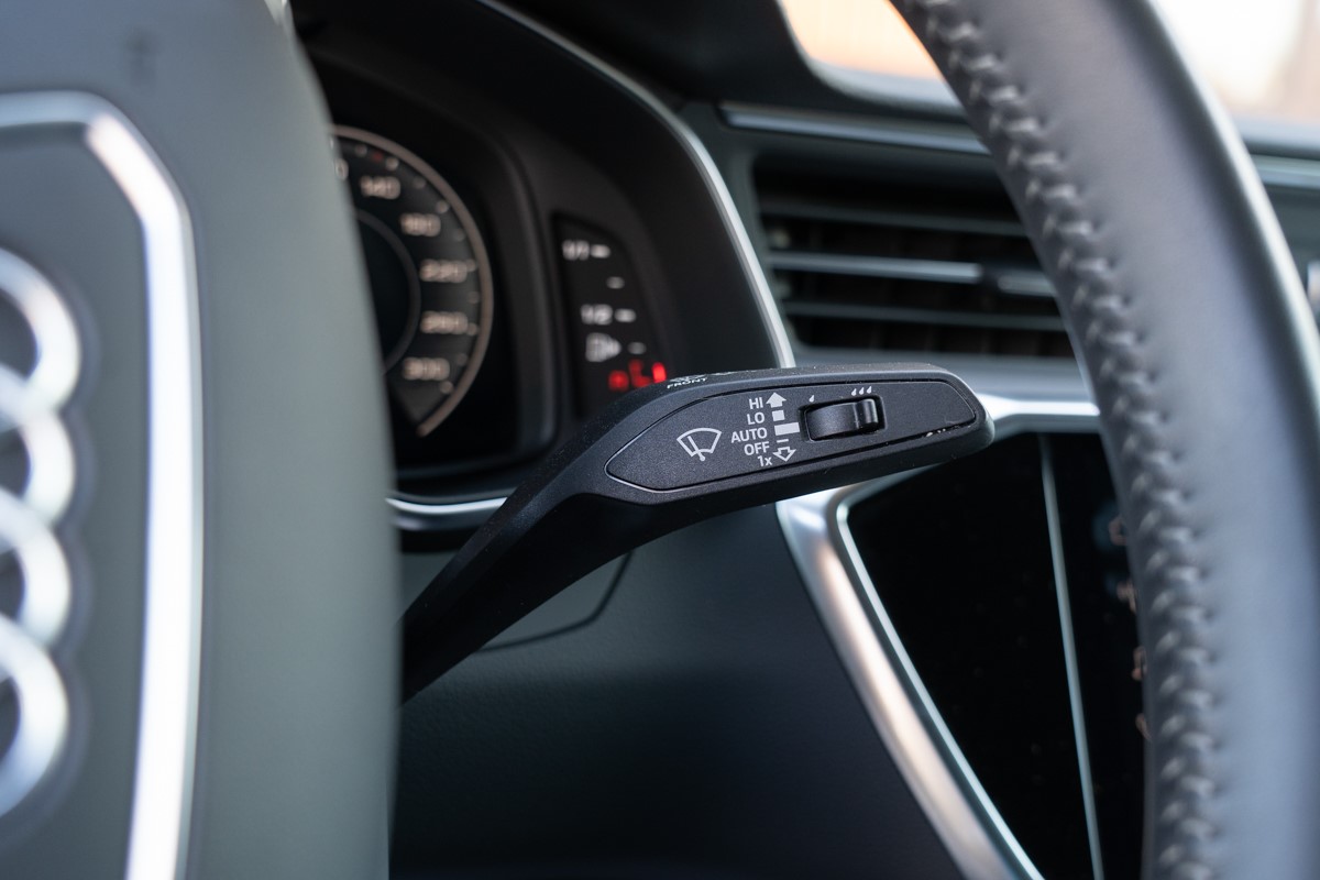 Audi A6
 50 TDi Sport Quattro Tiptronic