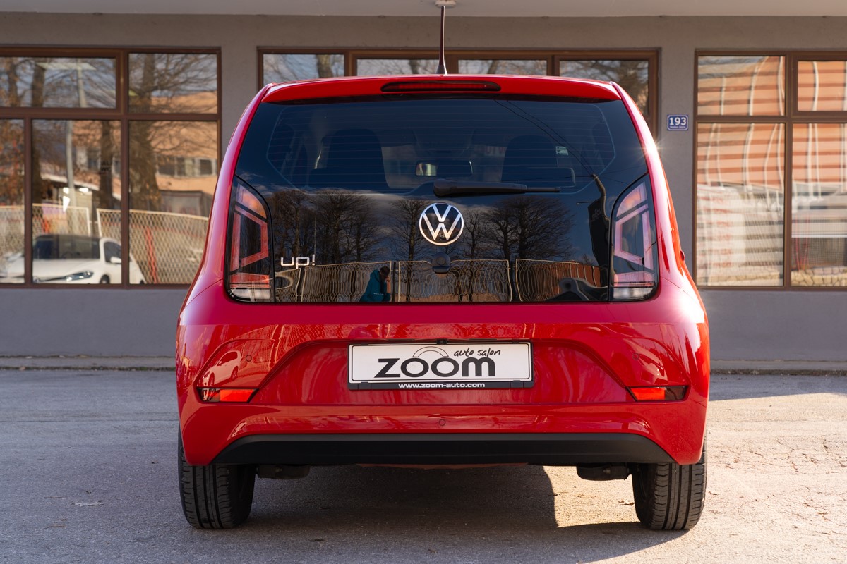 Volkswagen UP! 1,0 BENZIN