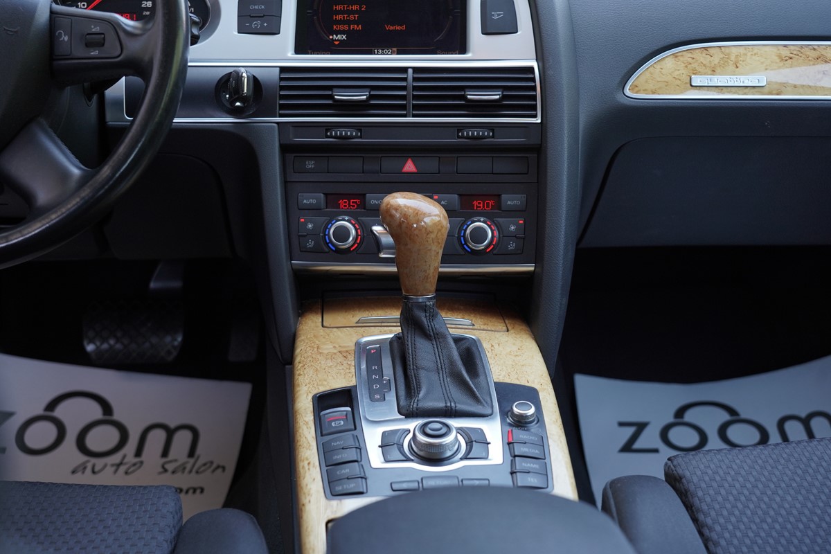 Audi A6
 2,7 TDI Quattro