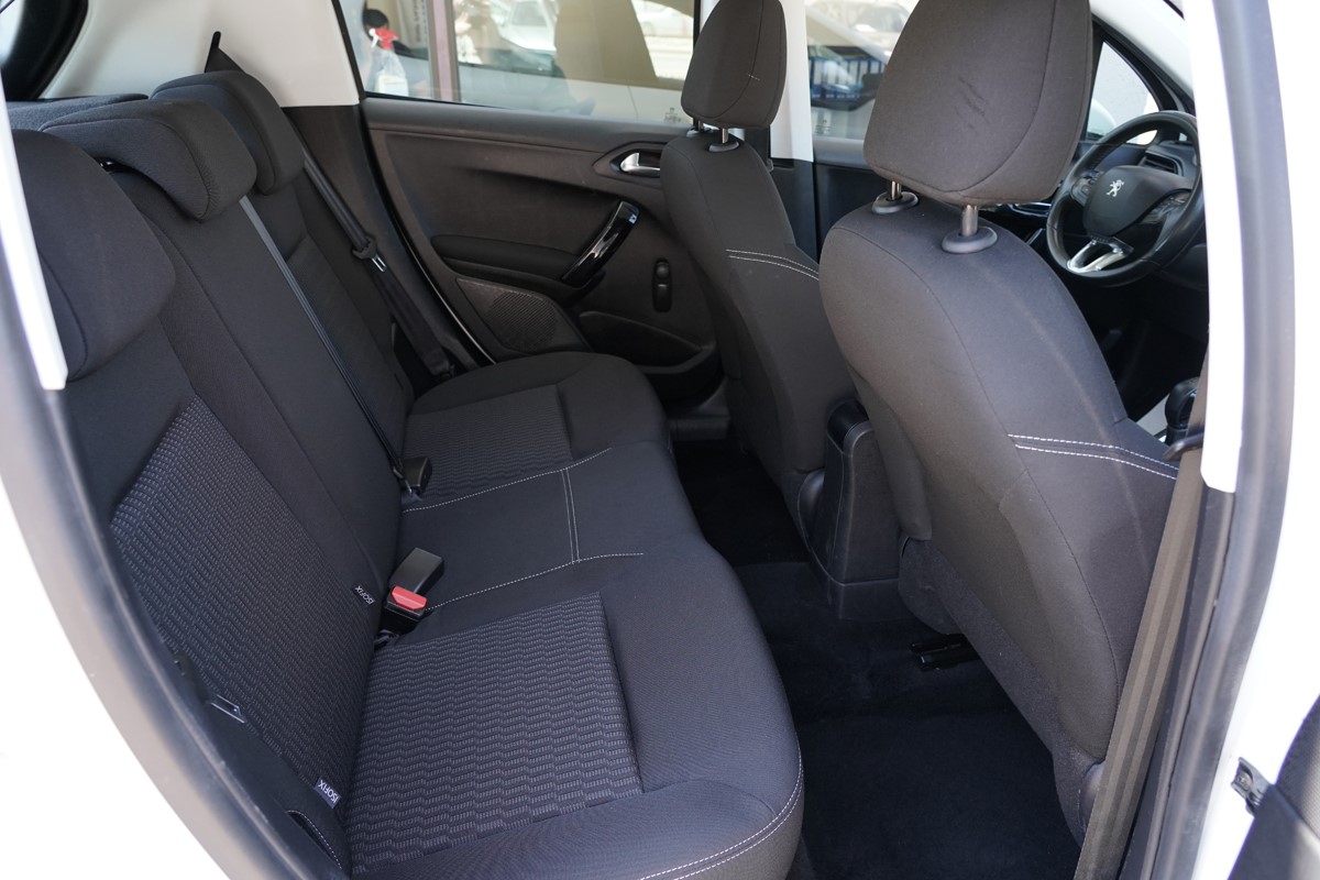 Peugeot 208 1,6 BlueHDI