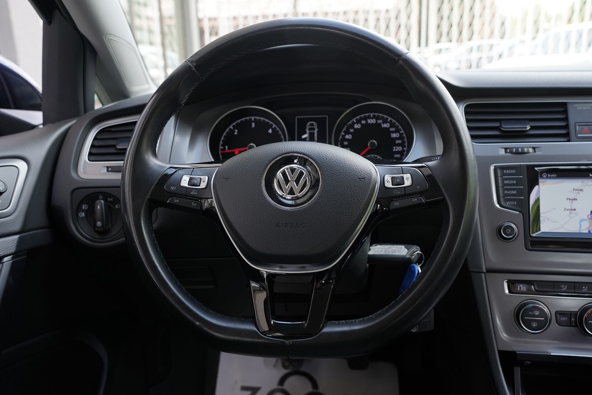 Volkswagen Golf 1,6 TDI