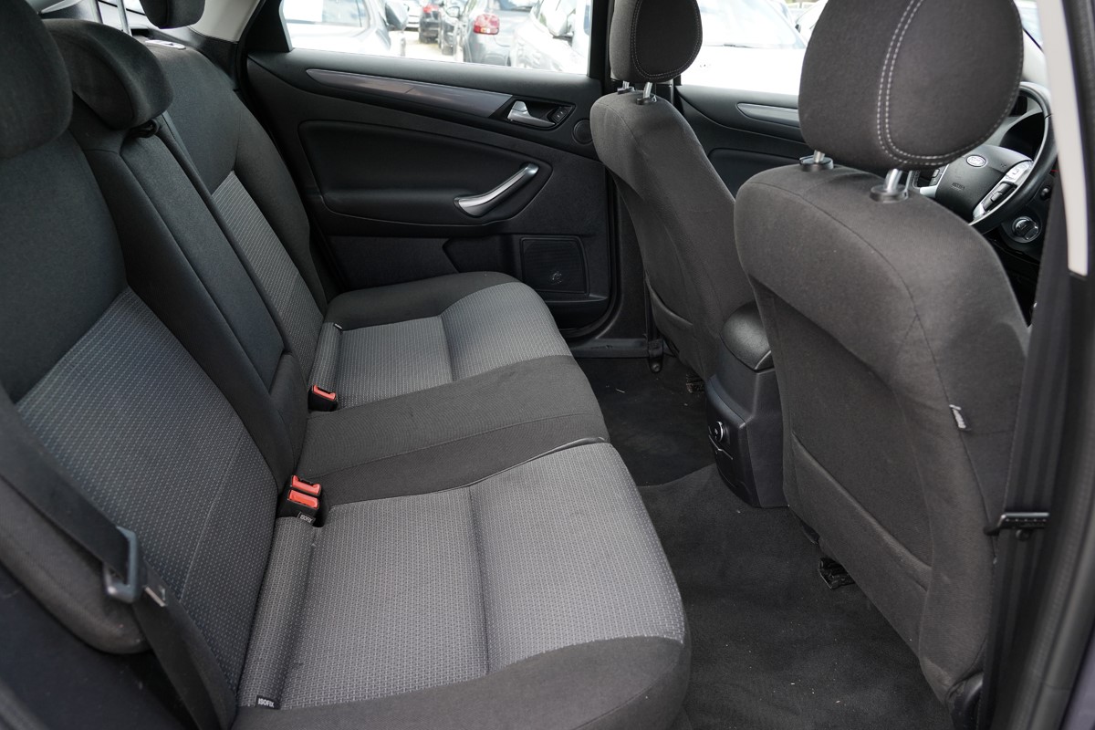 Ford
 Mondeo 1,6 TDCI