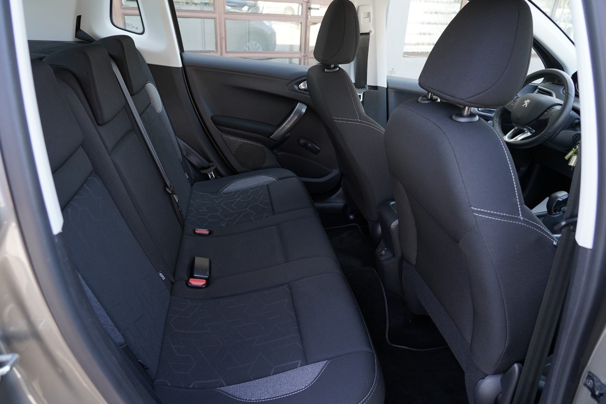 Peugeot 2008 BUSINESS 1.6 HDI