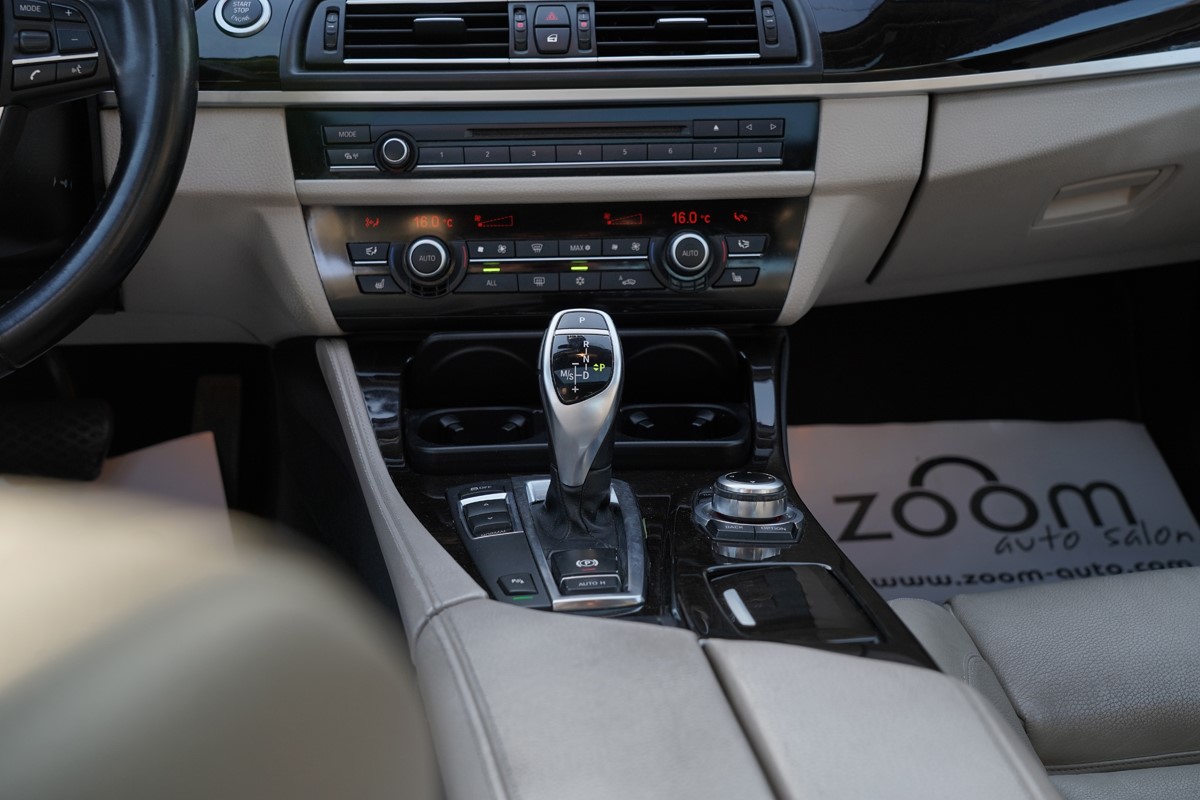 BMW
 5-Series F10 535D