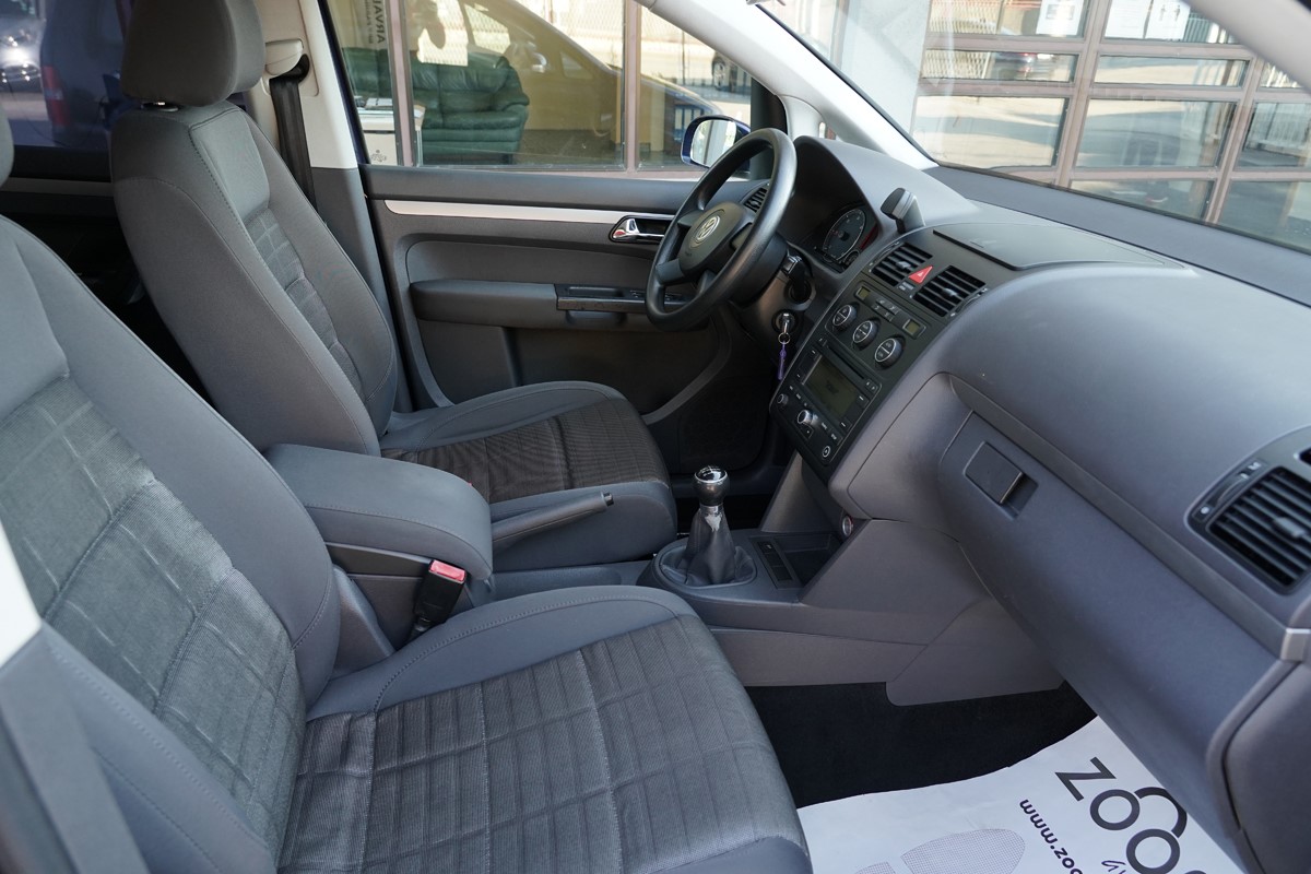 Volkswagen Touran 2,0 TDI