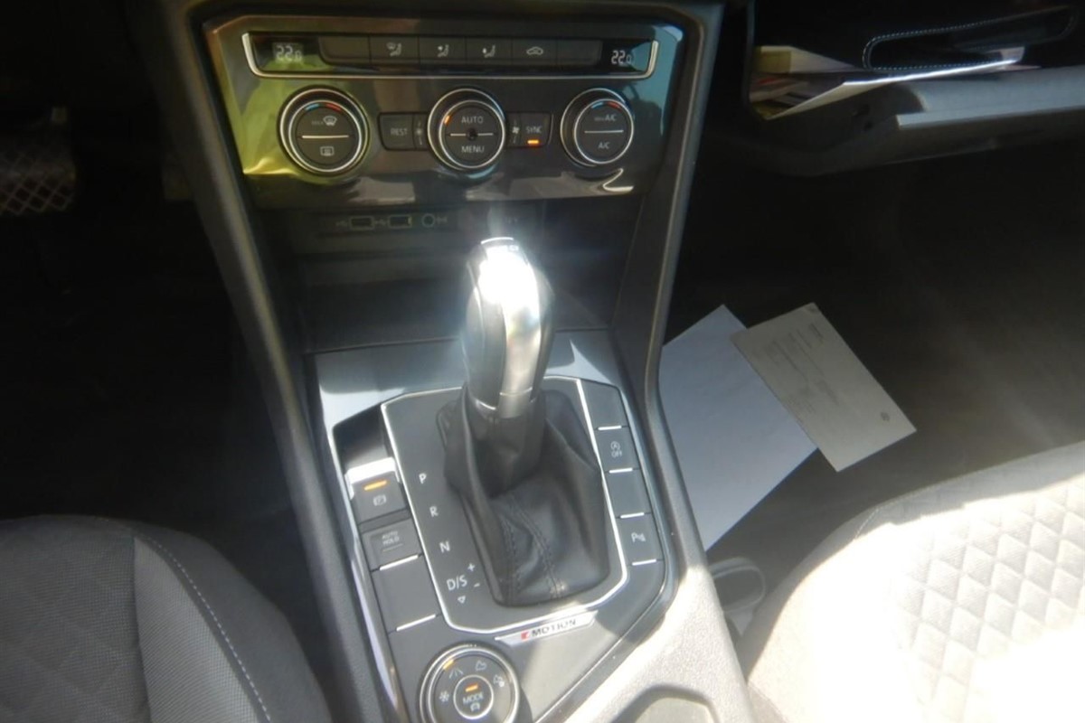 Volkswagen Tiguan
 2,0 TDI BUSINESS