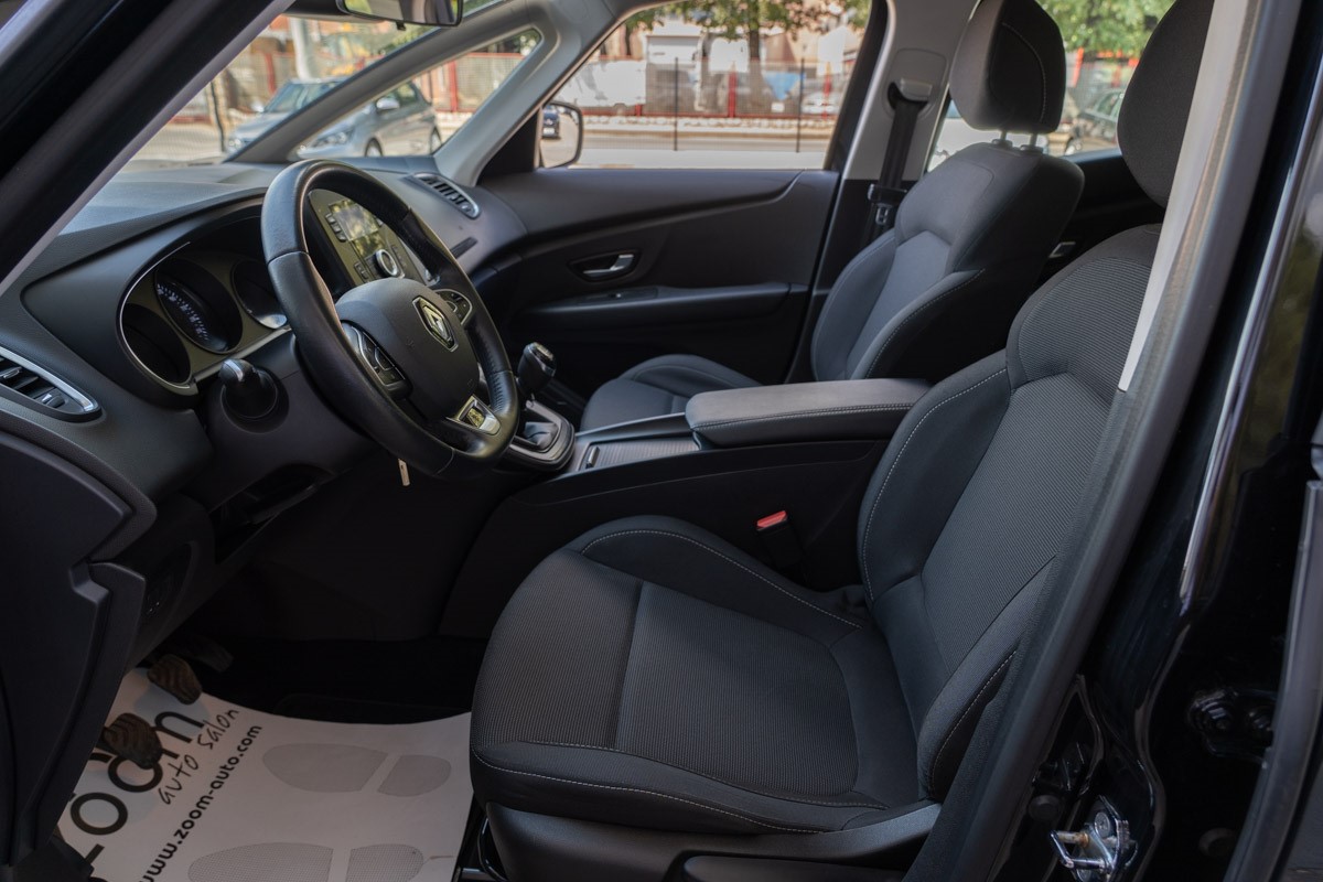 Renault Scenic 1.5 DCI