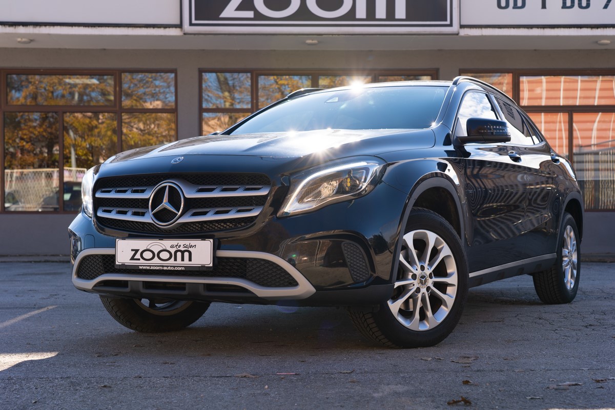 Mercedes-Benz GLA 200d Business