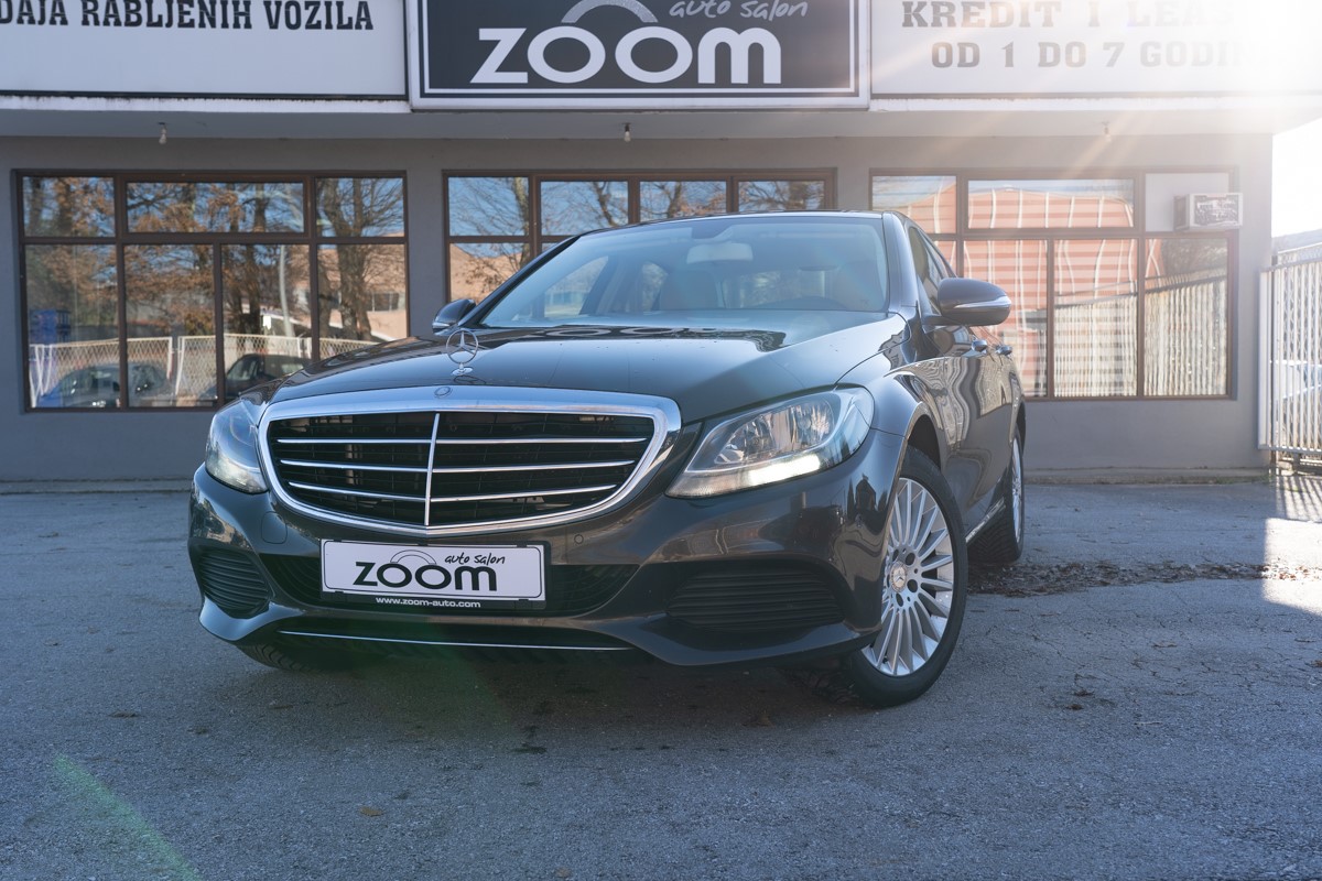 Mercedes-Benz C-Class
 180 CDI