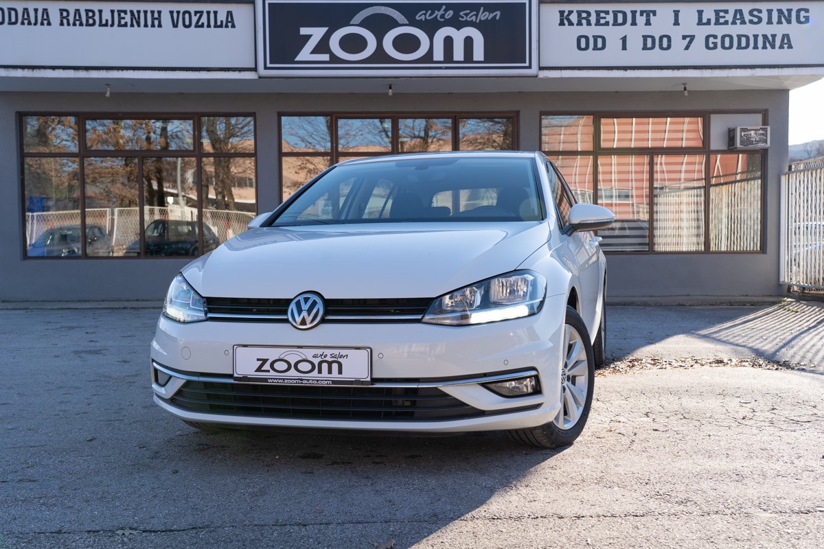 Volkswagen Golf 1.6 TDi Confortline