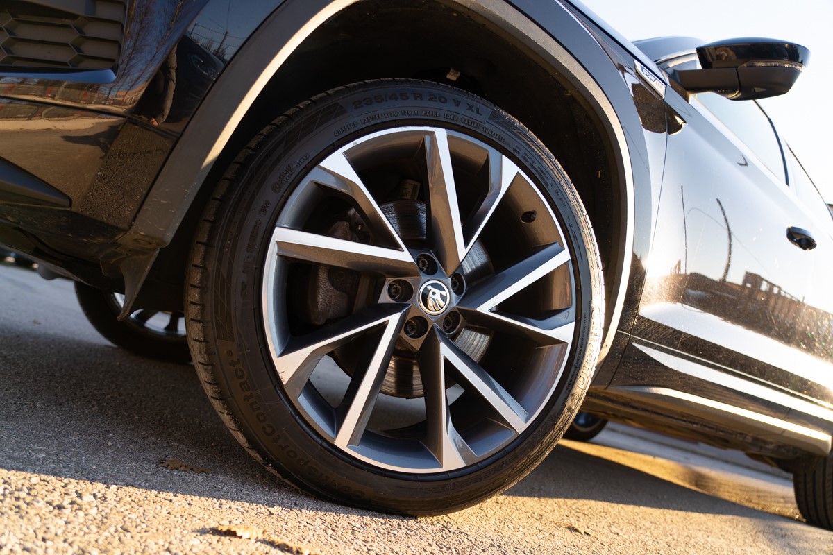 Škoda Kodiaq 2.0 TDi Sportline AWD 7 SJEDALA