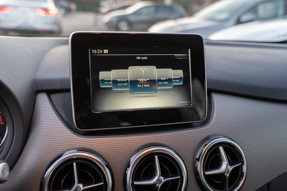 Mercedes-Benz B-Class 200 D