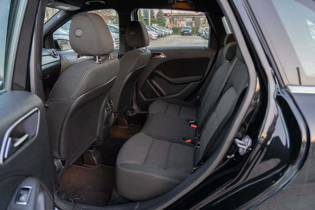 Mercedes-Benz B-Class 200 D