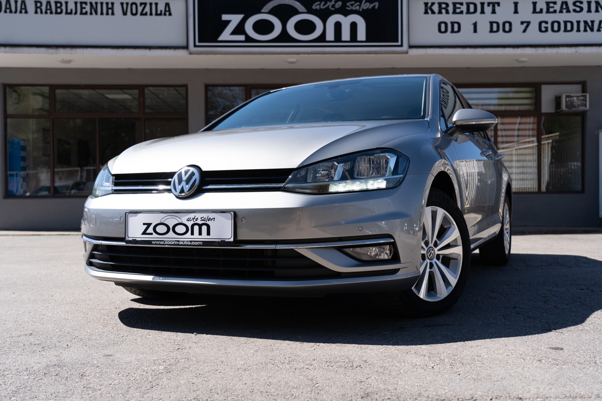 Volkswagen Golf 1,6 TDI CONFORTLINE BUSINESS
