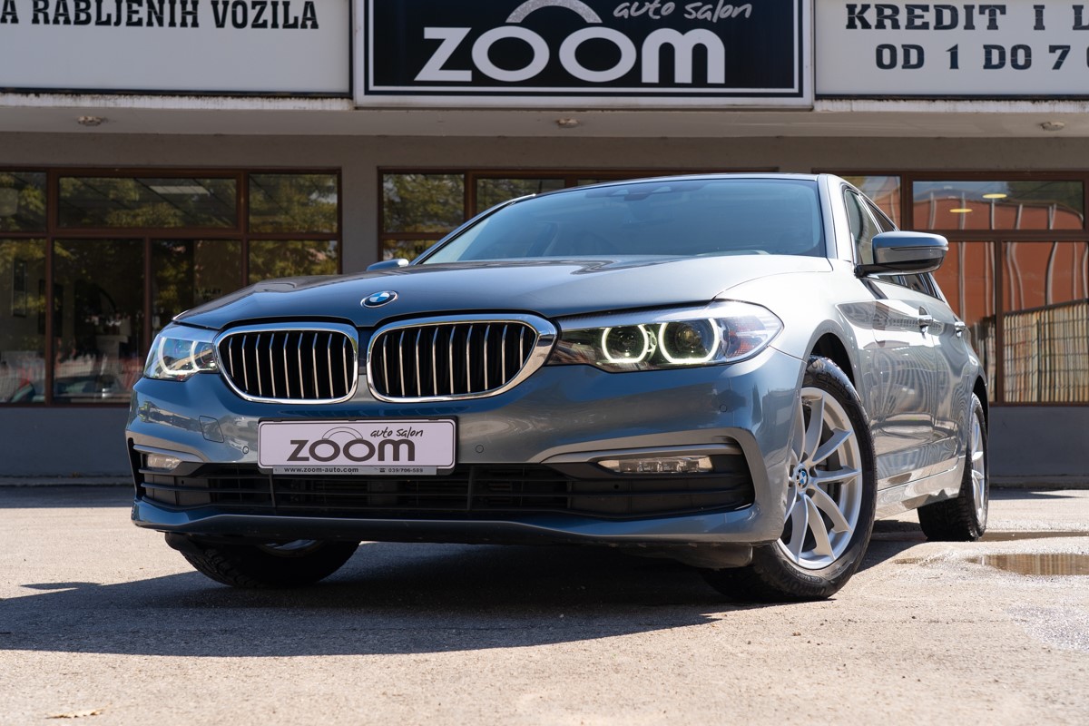BMW
 5-Series 520d