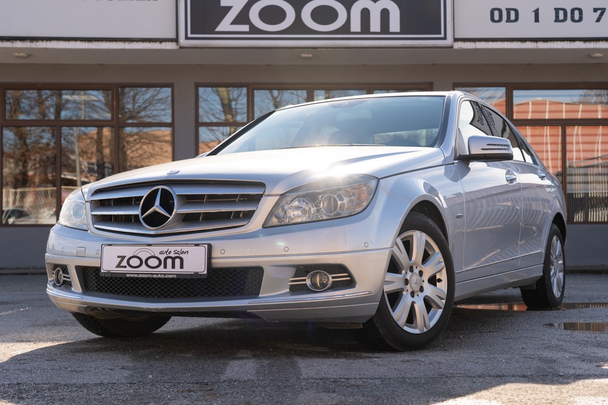 Mercedes-Benz C-Class
 200 CDI