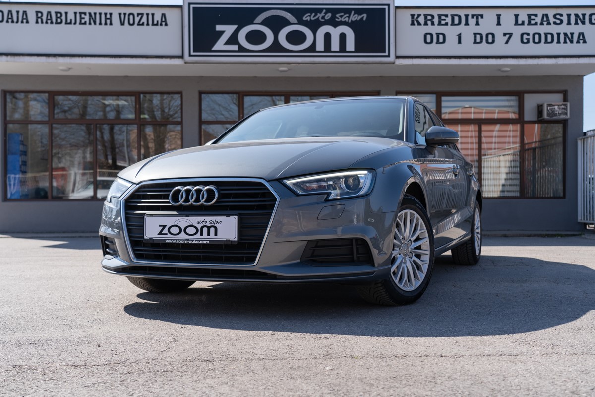 Audi A3
 Sedan 1.6 TDi