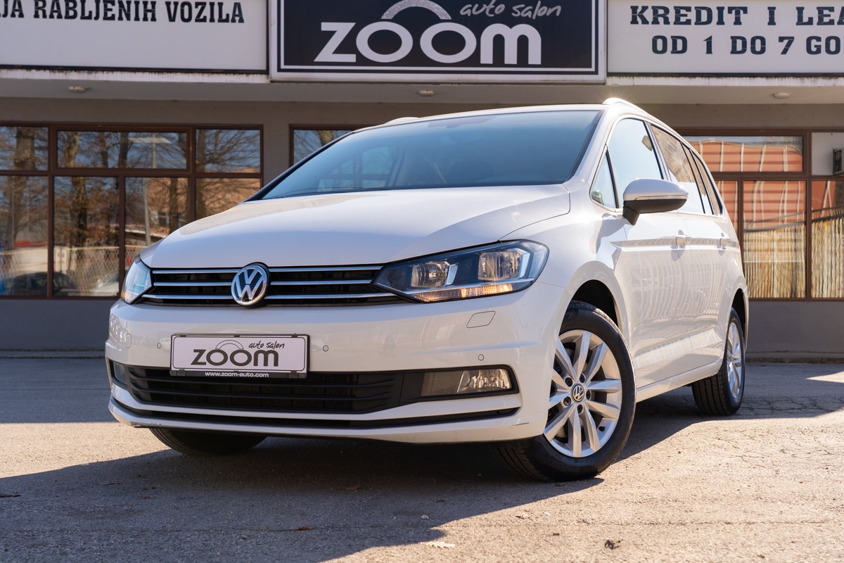 Volkswagen Touran 1.6 TDi Confortline Business 
