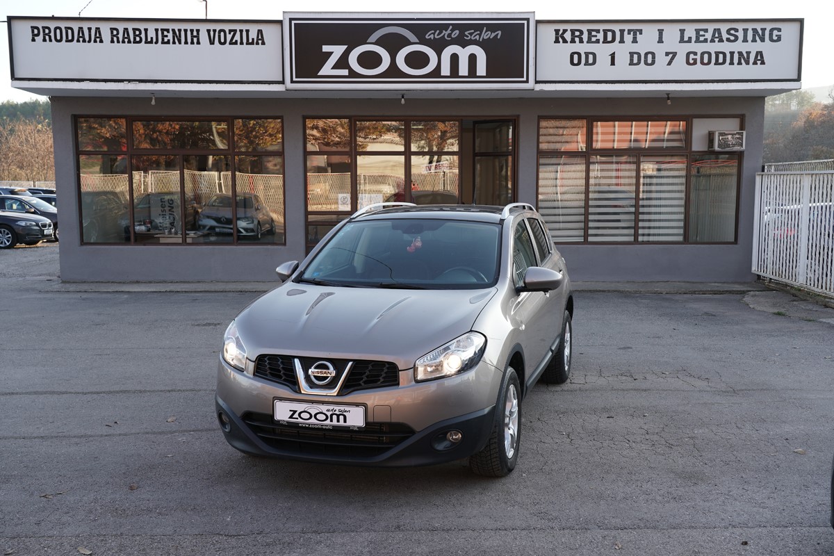 Nissan
 Qashqai 1,6 DCI