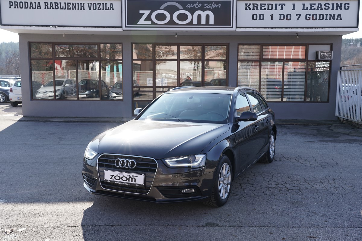 Audi A4
 2.0 TDI