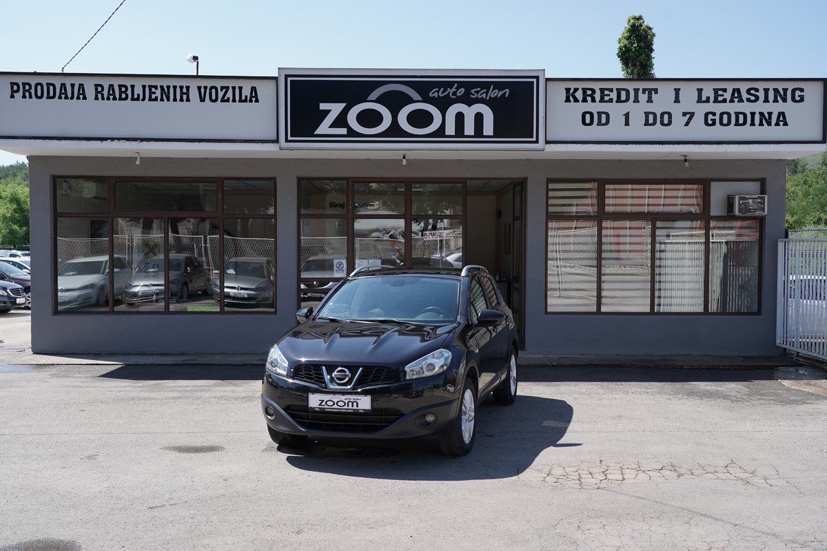 Nissan
 Qashqai 1,6 DCI 4X4