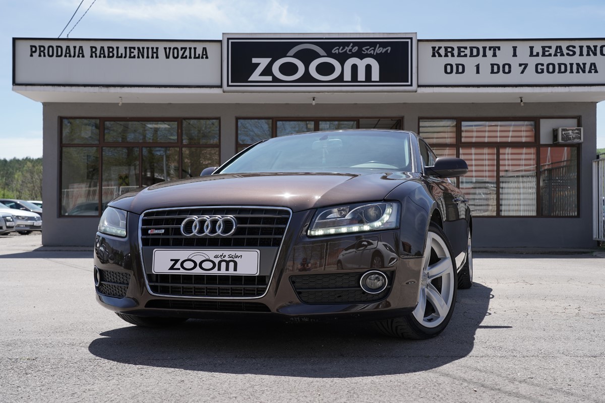 Audi A5
 2.0 TDI