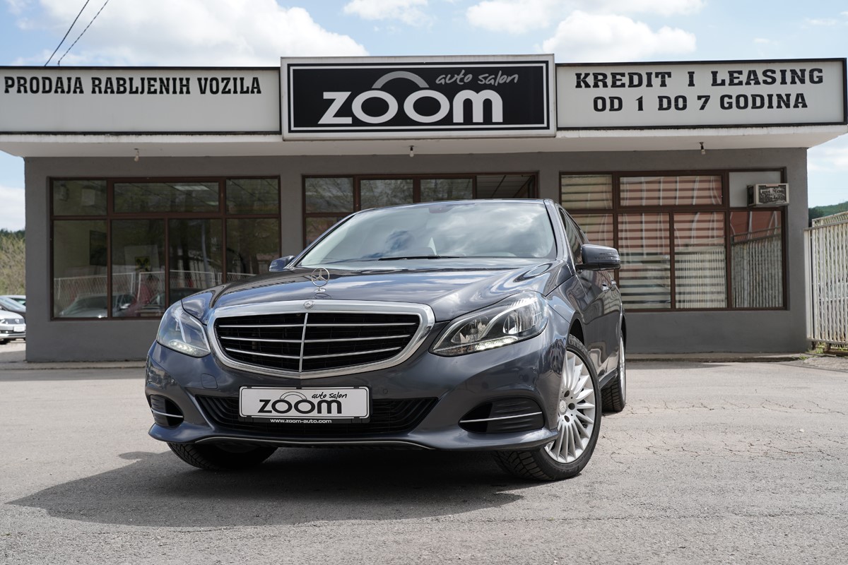 Mercedes-Benz E-Class
 200 CDI
