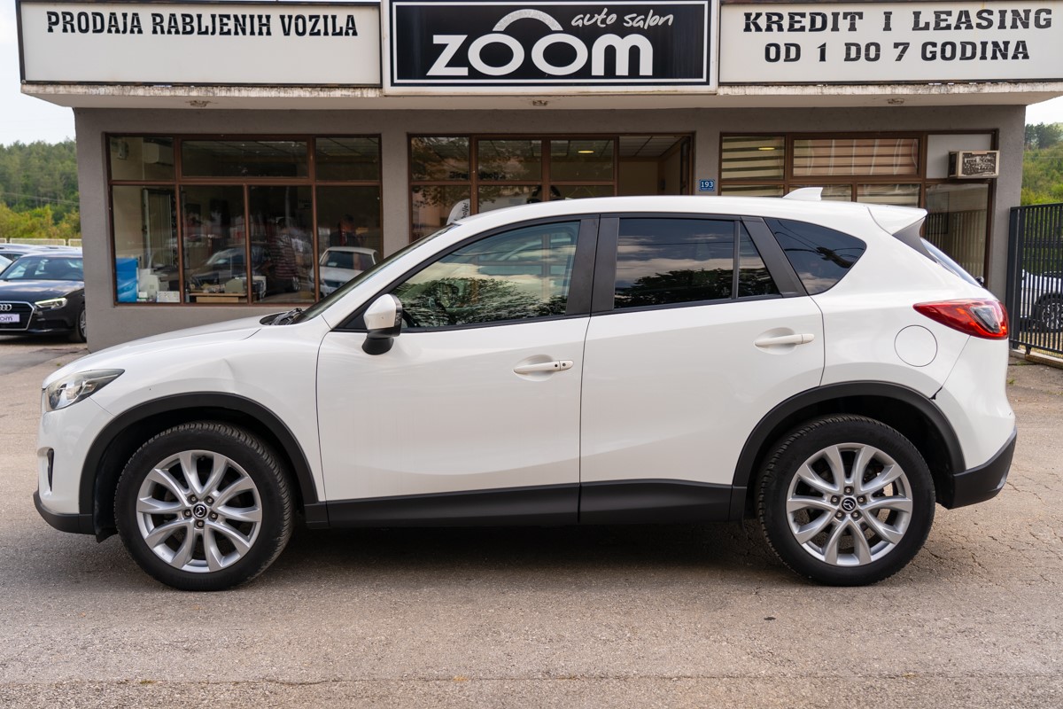 Mazda
 CX-5 2,2 D
