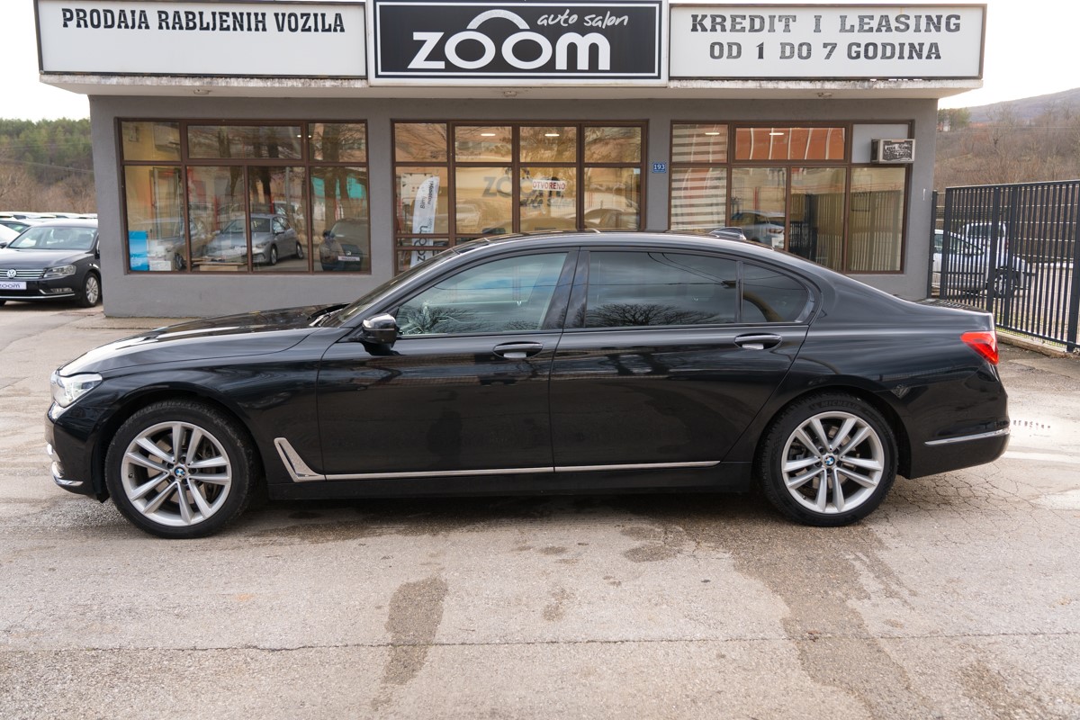 BMW
 750
 3.0D