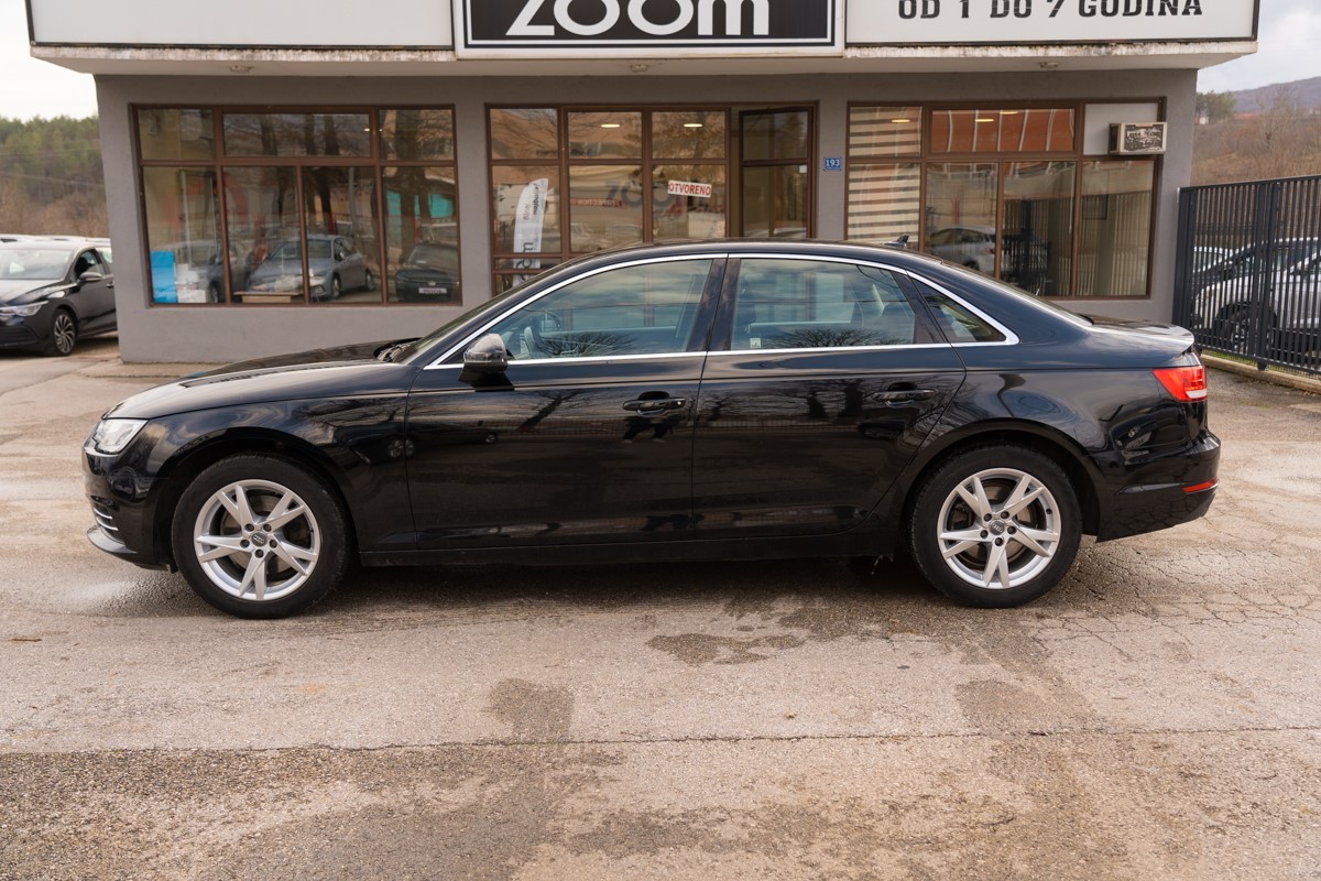 Audi A4
 2.0TDI