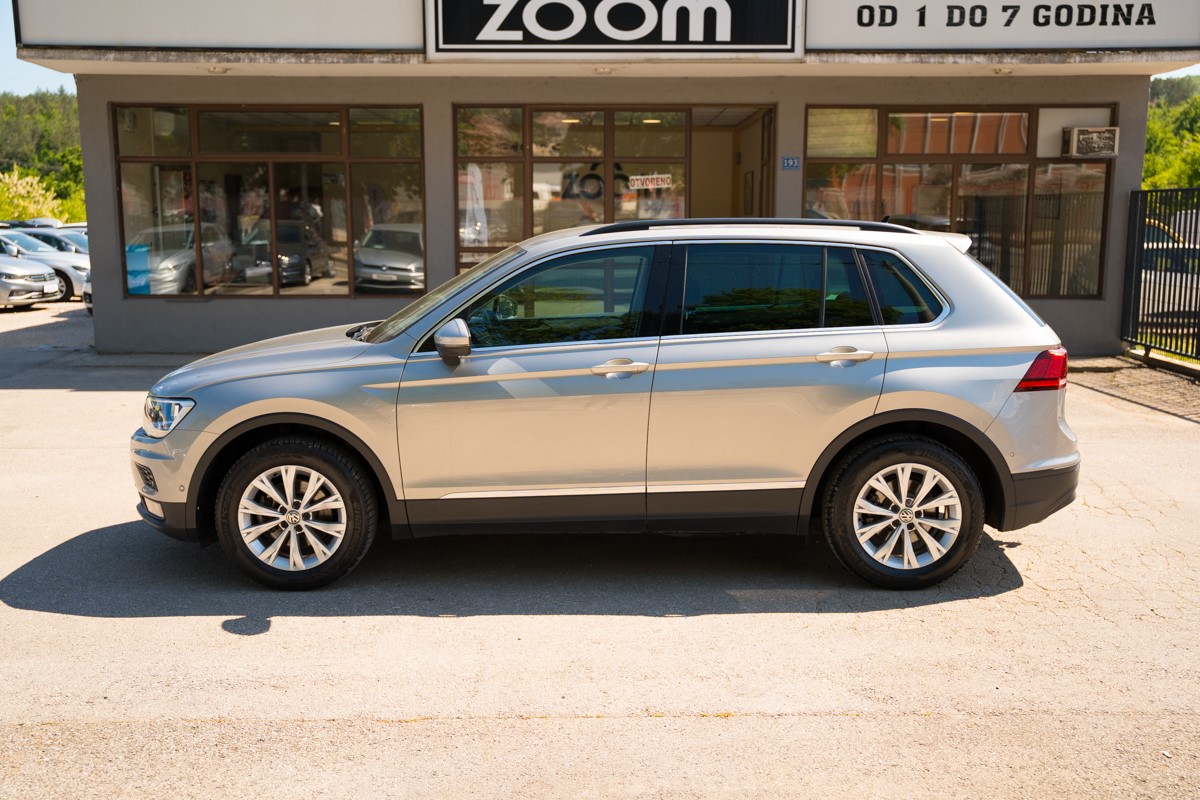Volkswagen Tiguan
 2.0 TDI DSG Highline