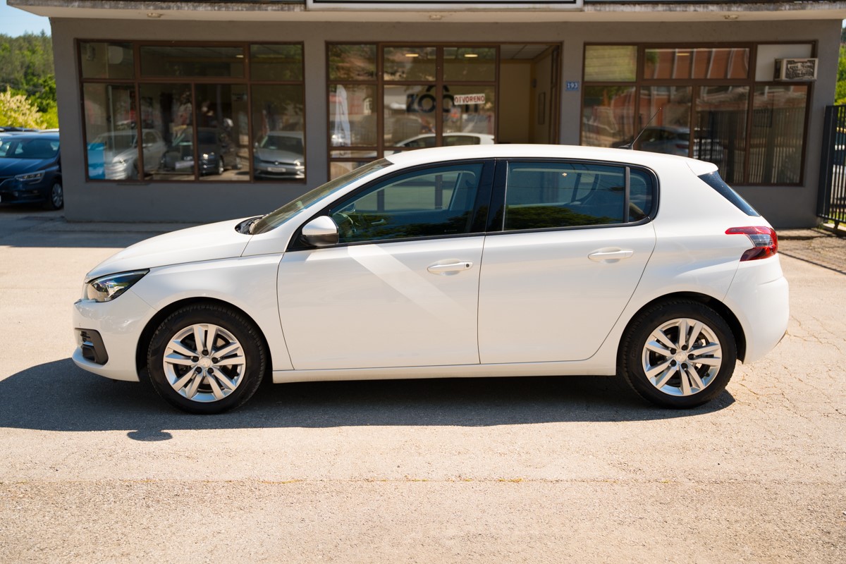 Peugeot 308 1.5 BlueHDI