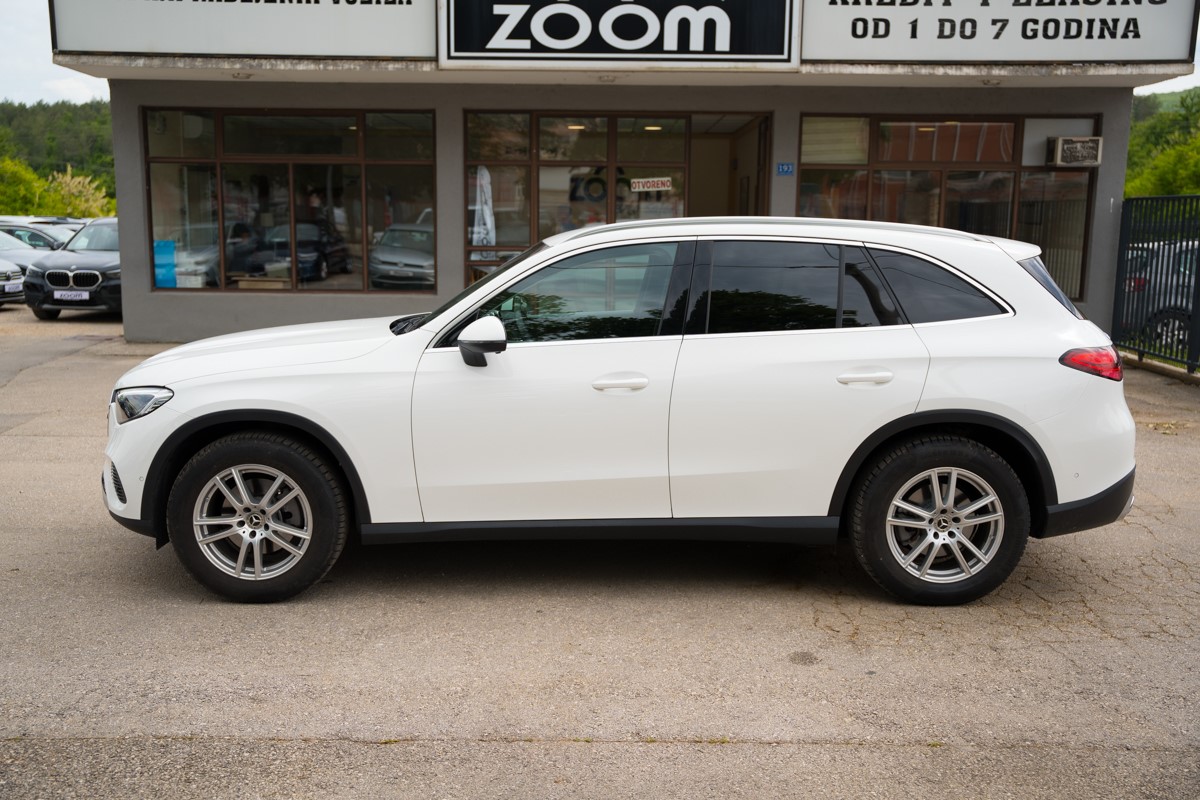 Mercedes-Benz GLC 220D 4 MATIC