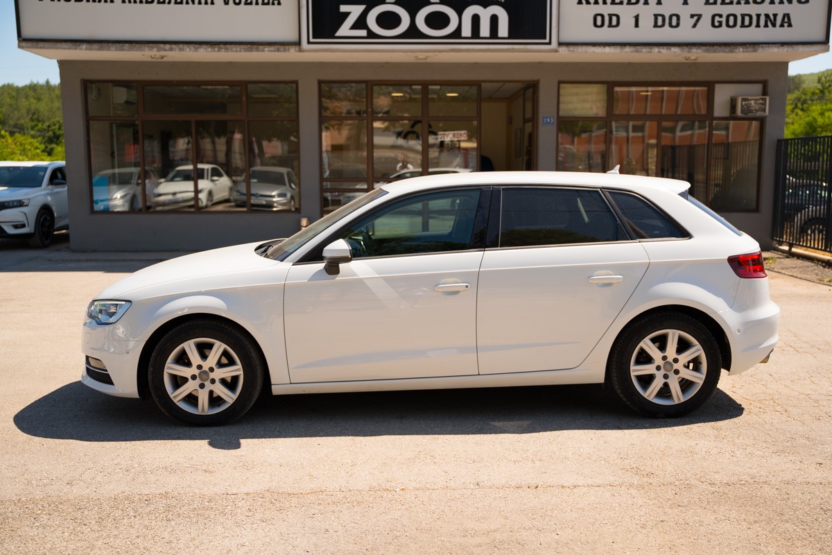 Audi A3
 2.0 TDI Sportback