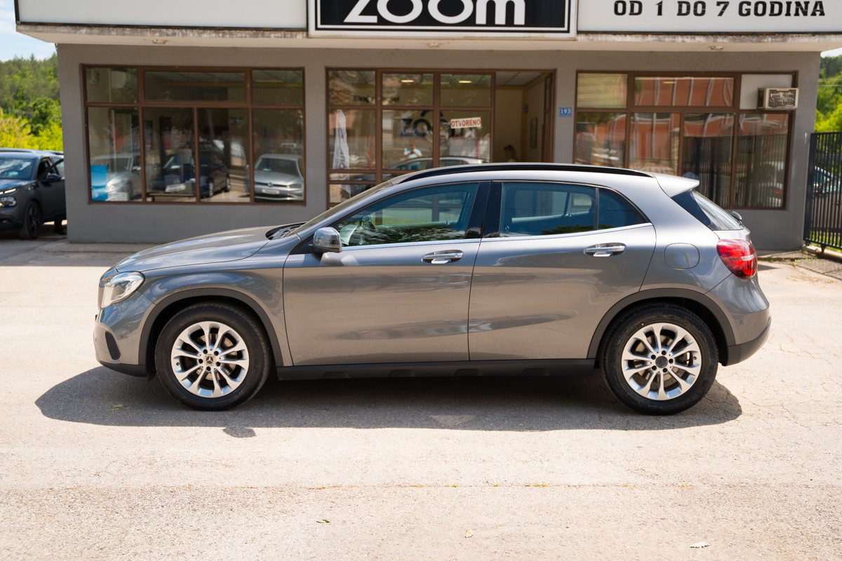 Mercedes-Benz GLA 200 d