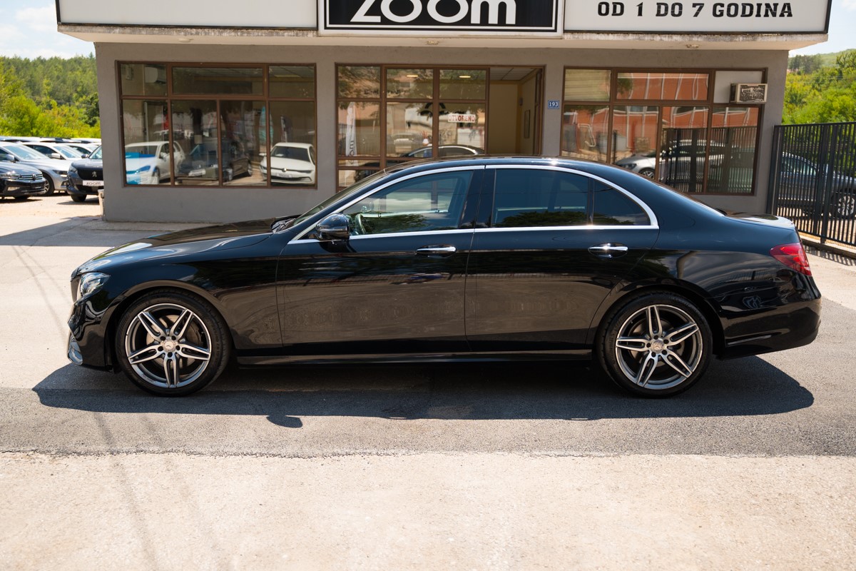 Mercedes-Benz E-Class
 220 D AMG