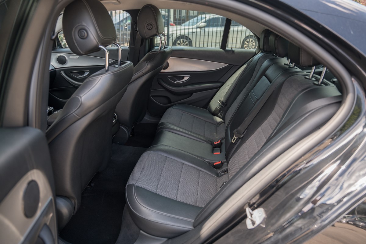 Mercedes-Benz E-Class
 220 D AMG