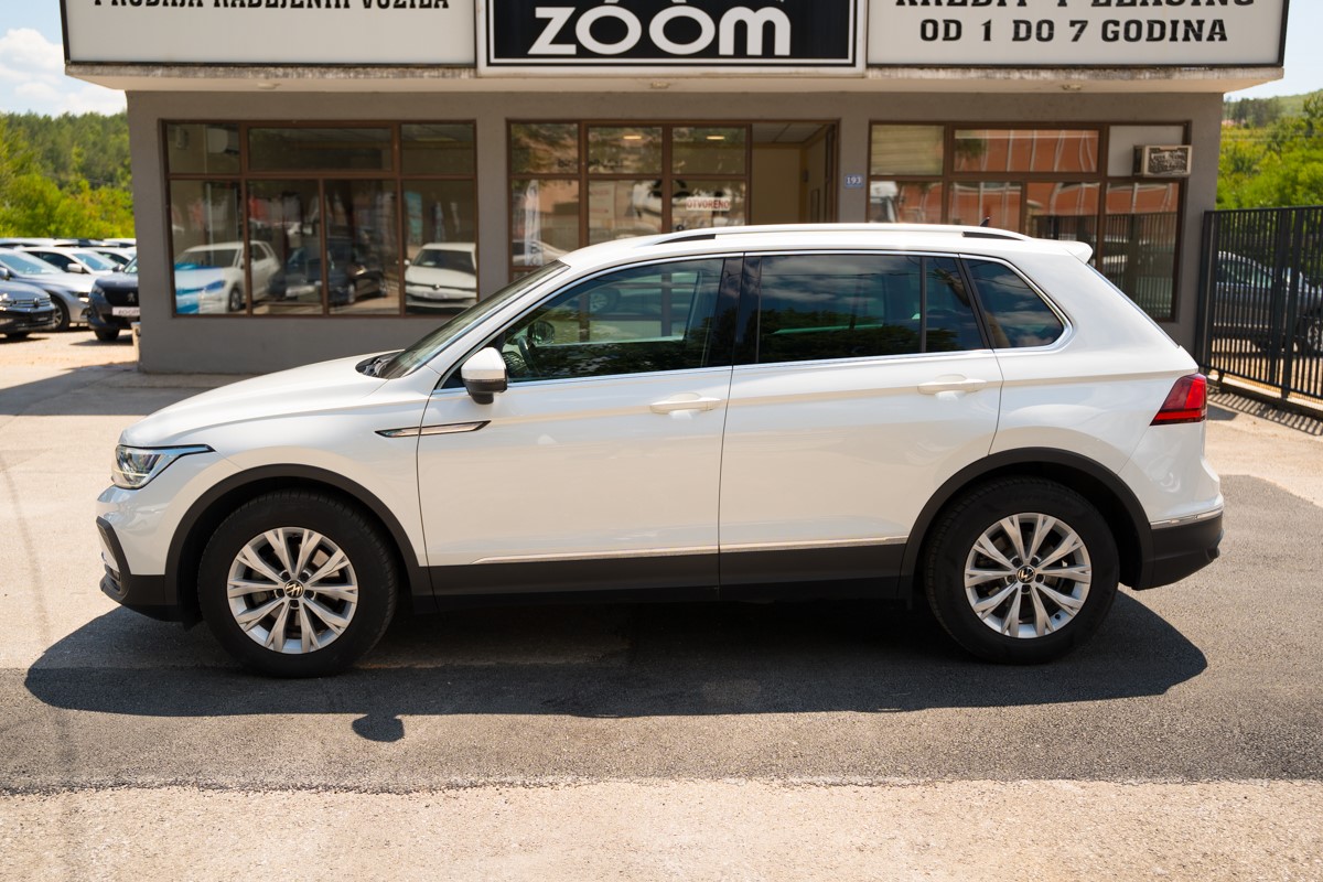 Volkswagen Tiguan
 2.0 TDI DSG