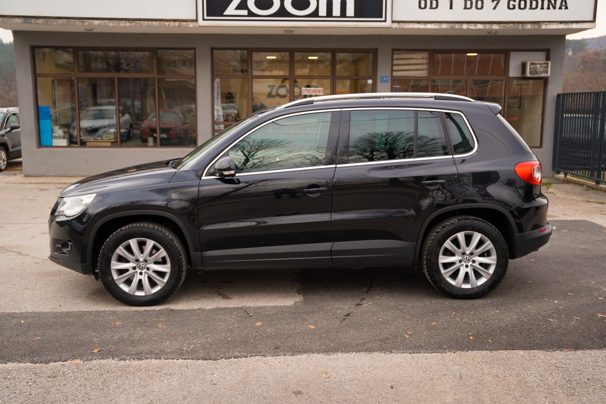 Volkswagen Tiguan
 2.0 TDI 4MOTION