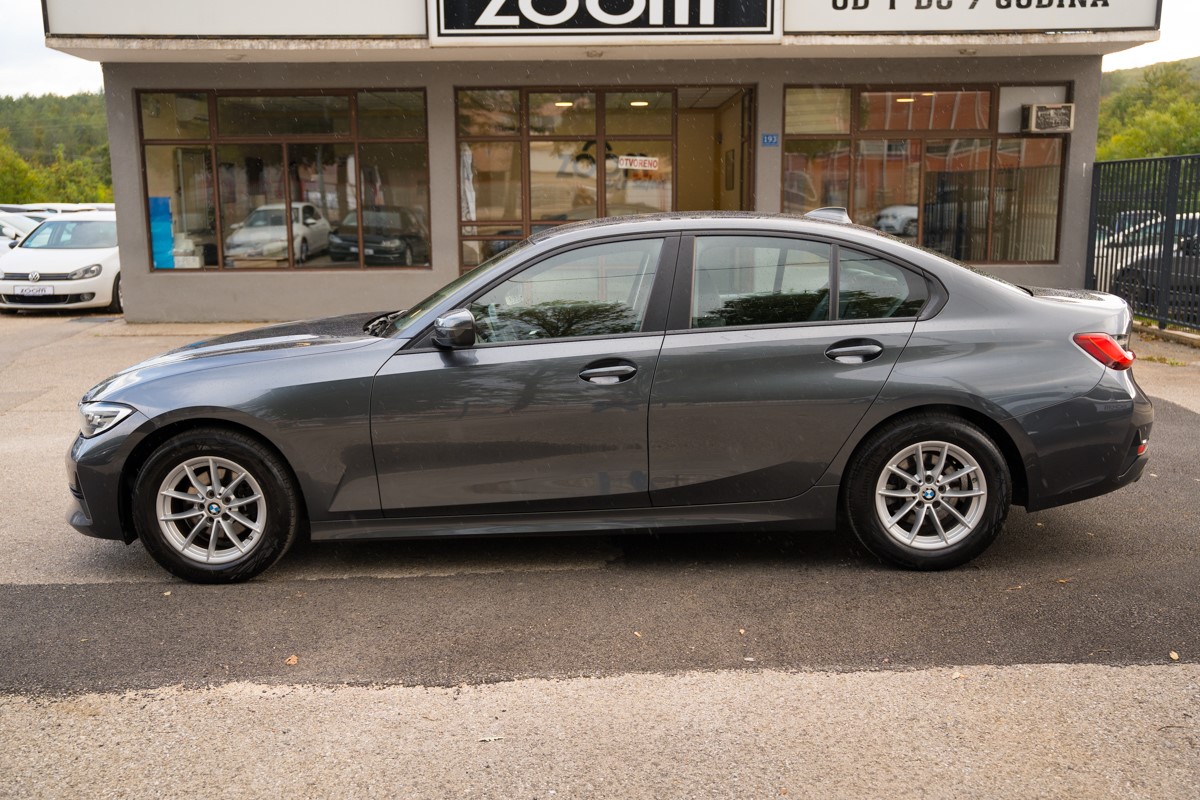 BMW
 3-Series 318 D
