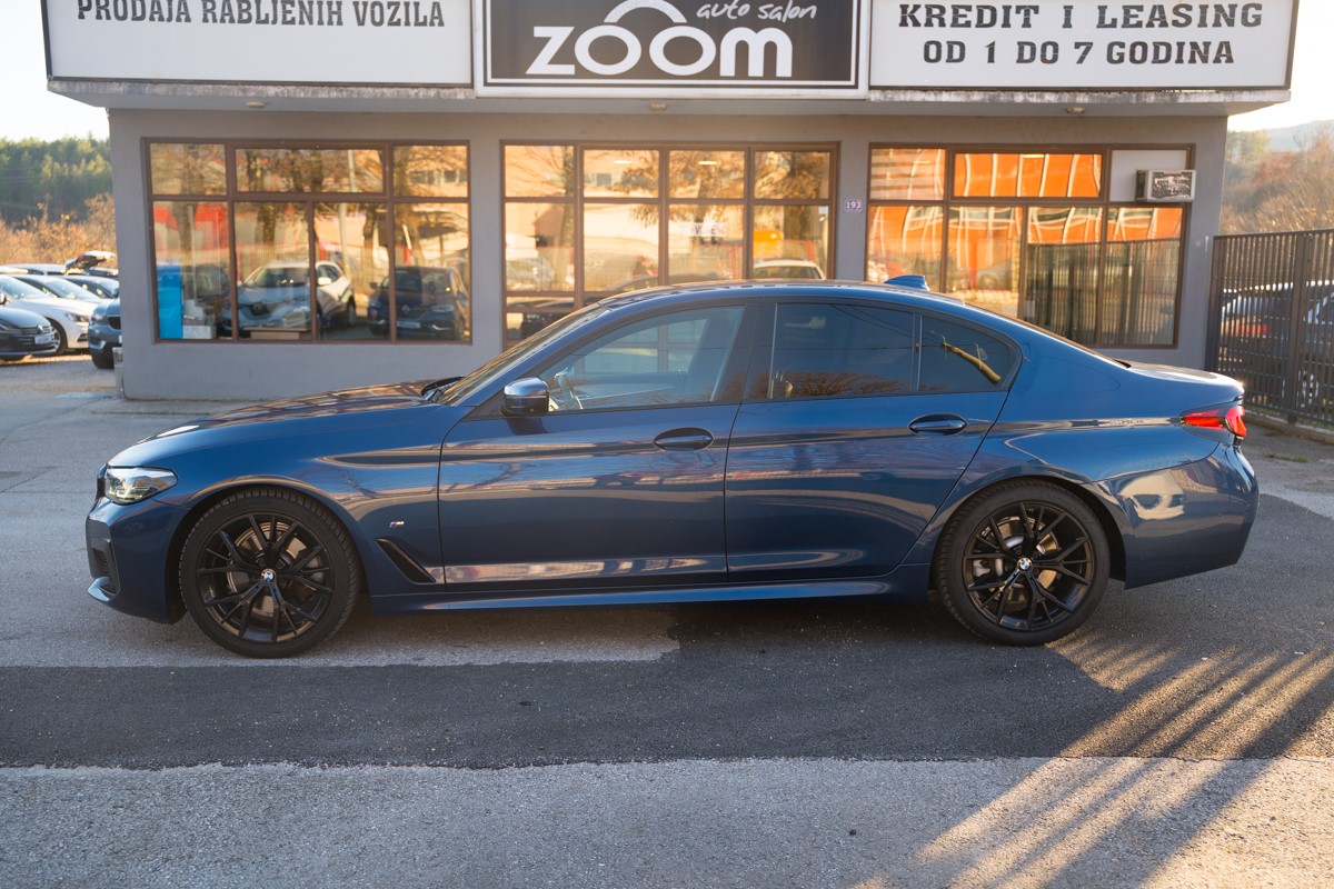 BMW
 5-Series 520 D M-Sport